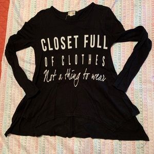 😂 2 for $15 😂 Black long sleeved graphic tee